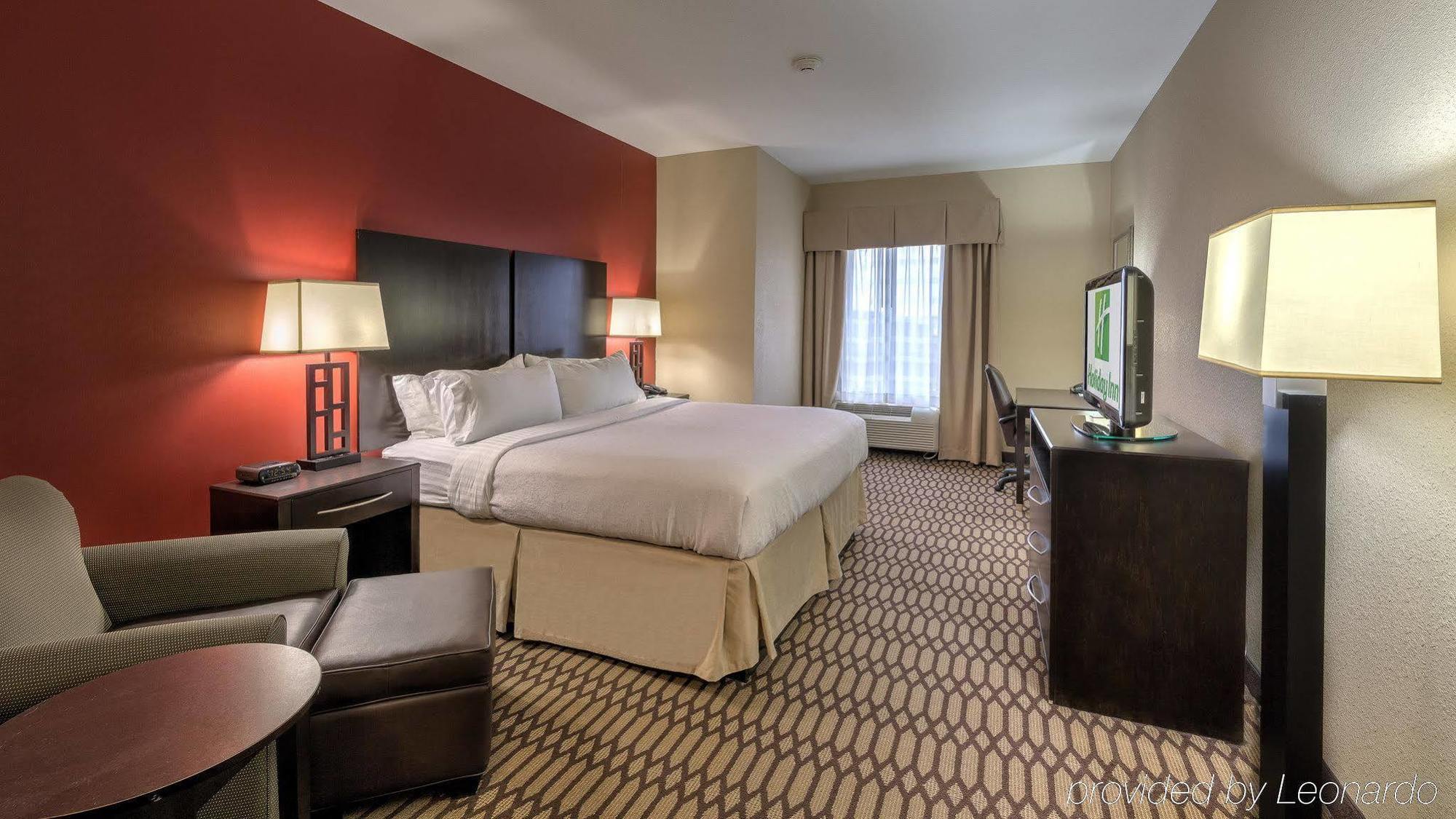 North Quail Springs By Ihg 3*